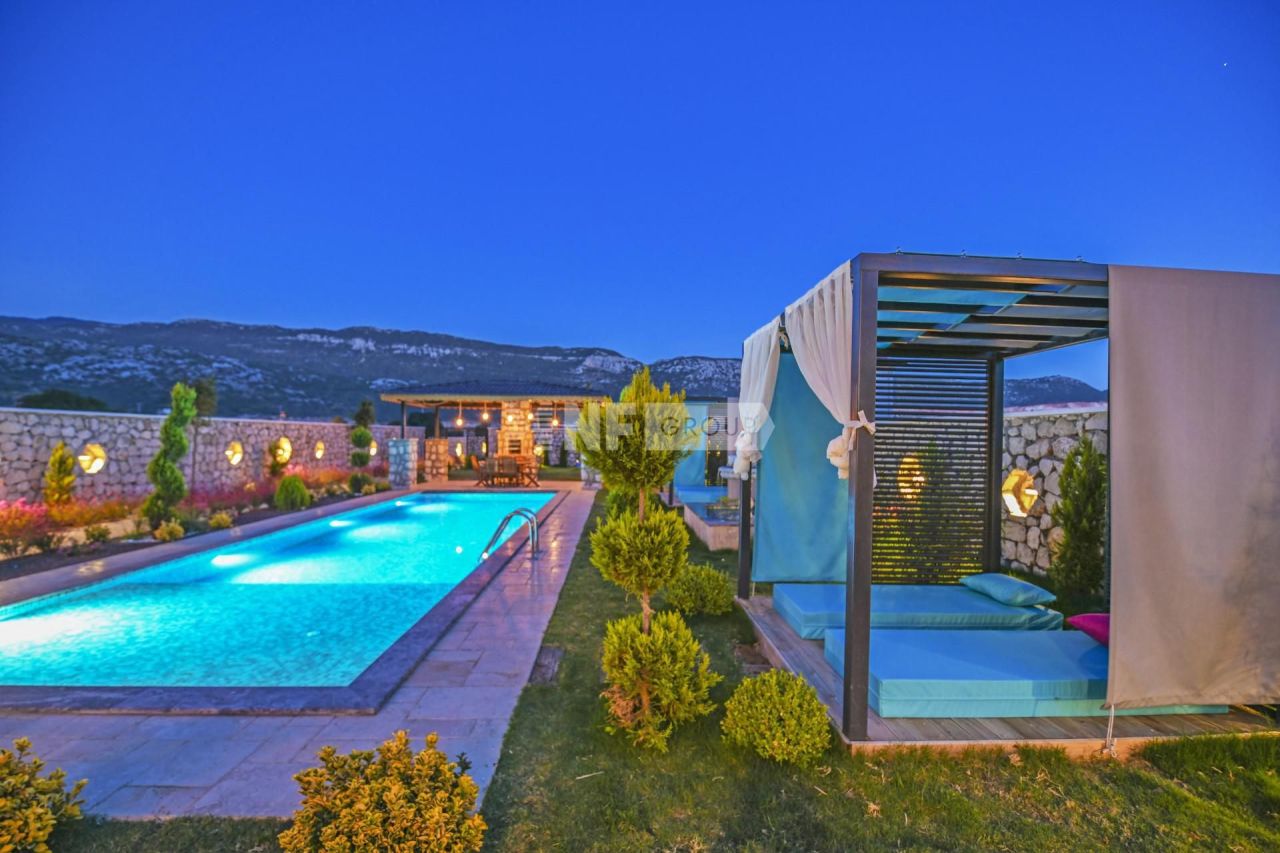 Villa in Antalya, Türkei, 250 m² - Foto 2