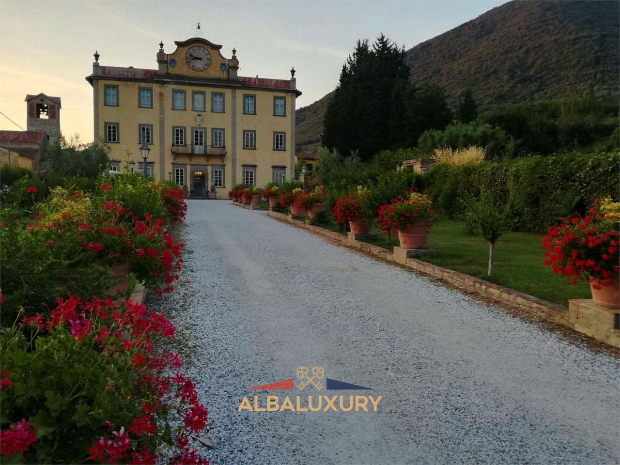 Villa Via Erote, Italia, 1 400 m² - foto 13