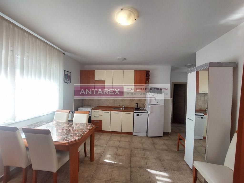 Apartamento en Prcanj, Montenegro, 48 m² - imagen 2