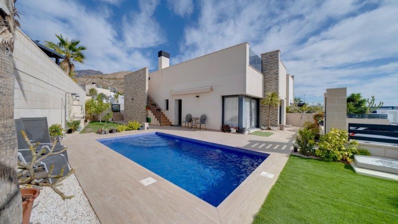 Villa en Finestrat, España, 80 m² - imagen 1