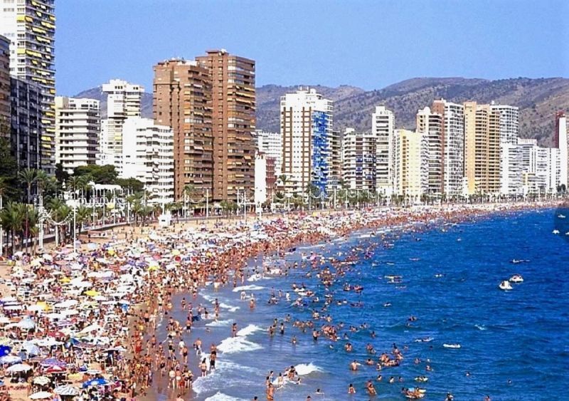 Hotel in Benidorm, Spain - picture 3