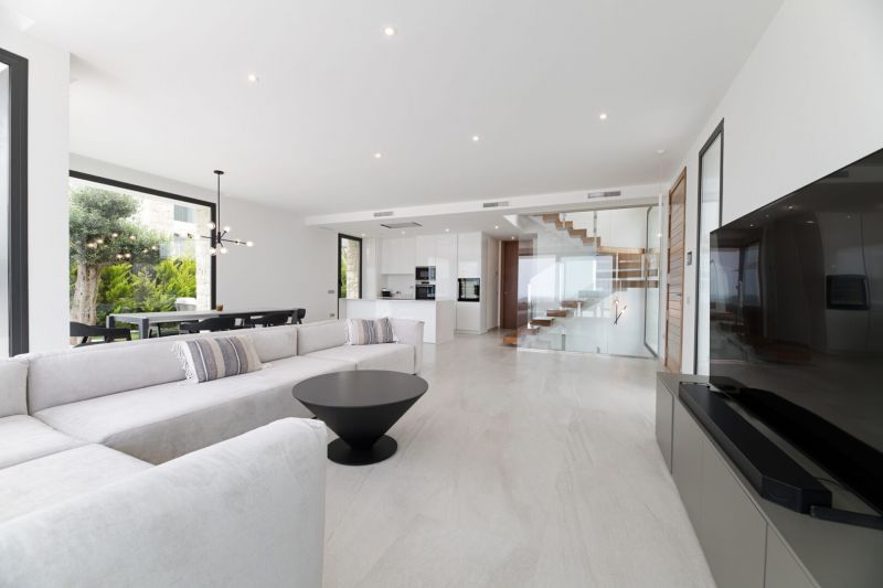 Villa in Finestrat, Spain - picture 3