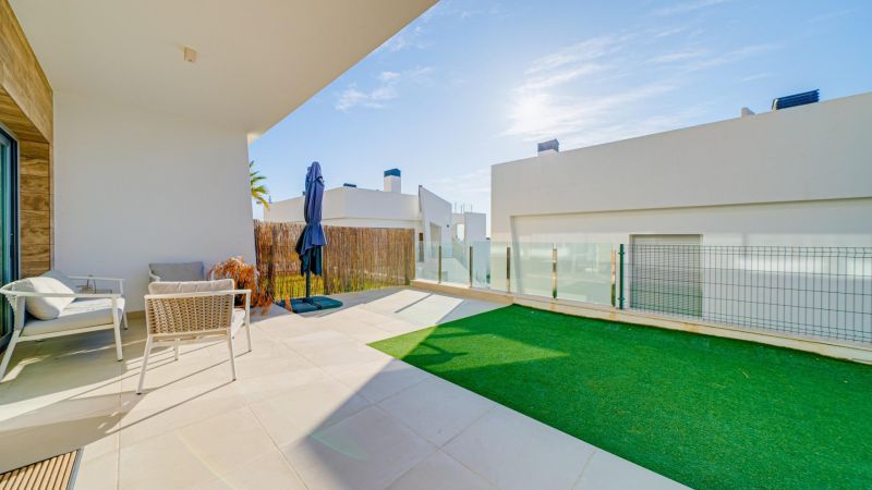 Apartment in Finestrat, Spain, 78 m² - picture 3