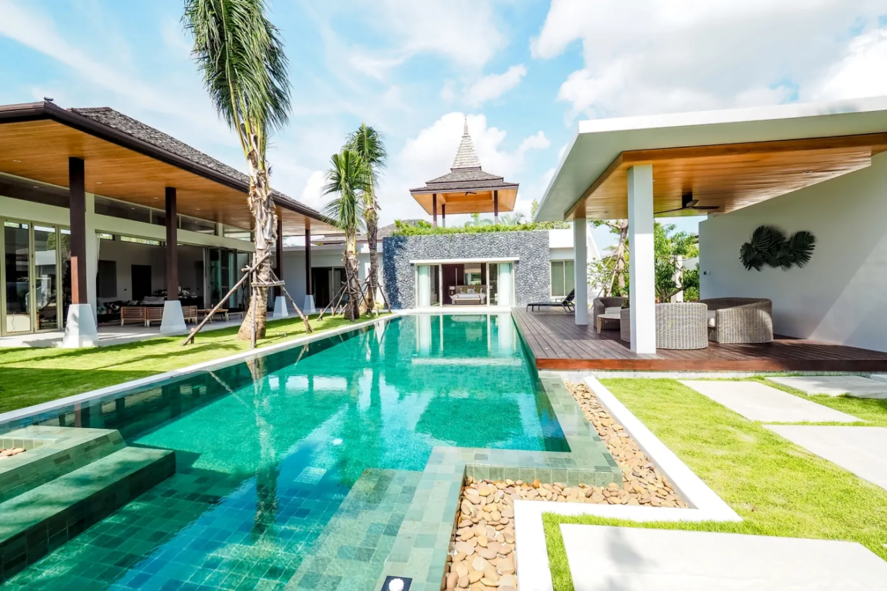 House in Phuket, Thailand, 329 m² - picture 1