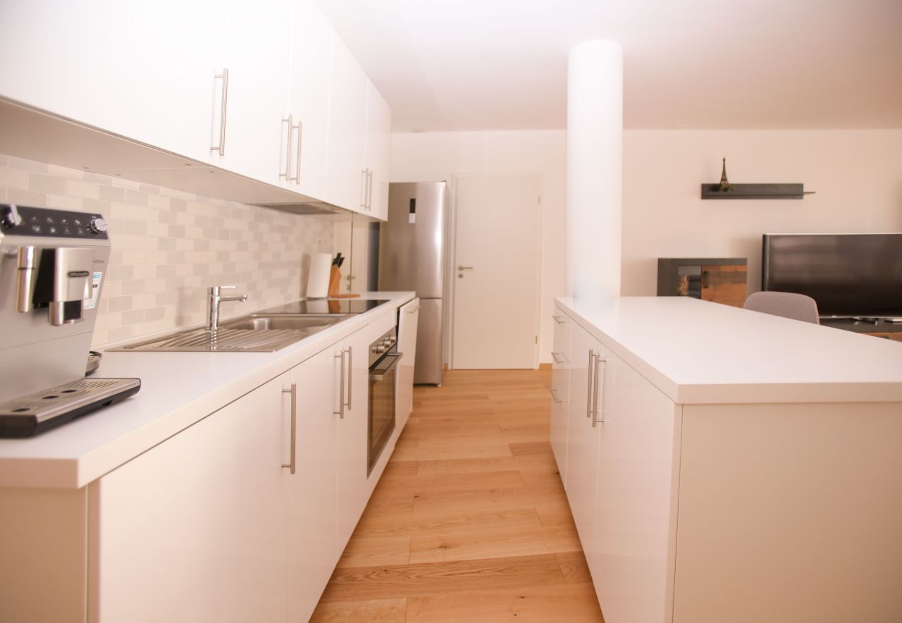 Bureau à Montreux, Suisse, 173 m² - image 2