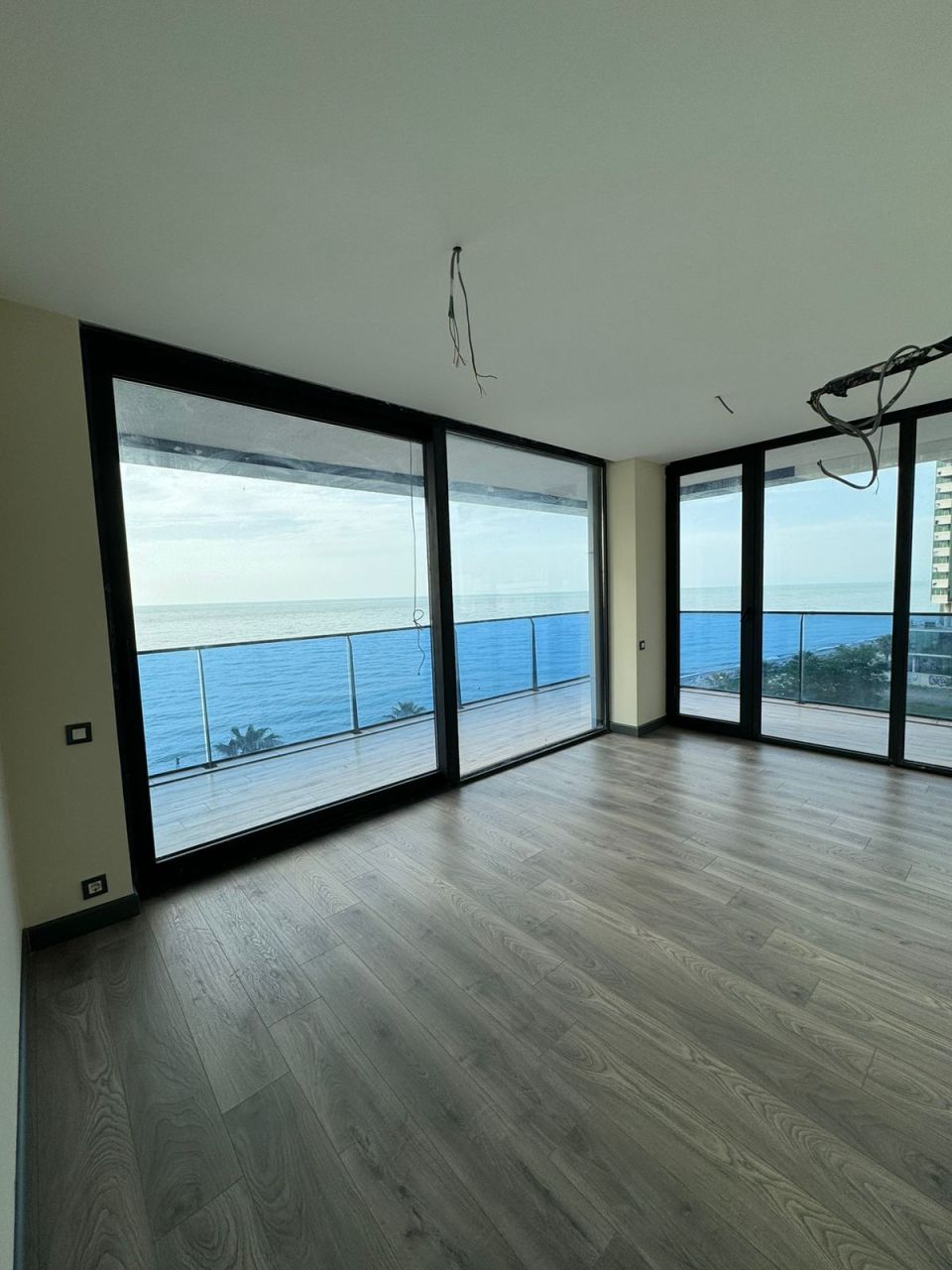 Flat in Batumi, Georgia, 158 m² - picture 1