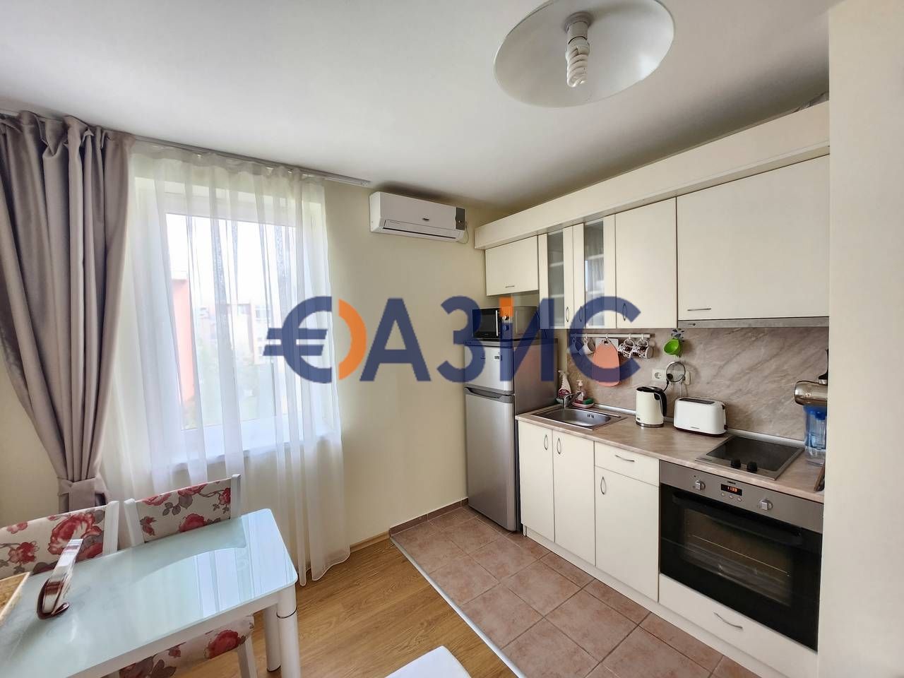 Appartement à Slantchev Briag, Bulgarie, 62 m² - image 1