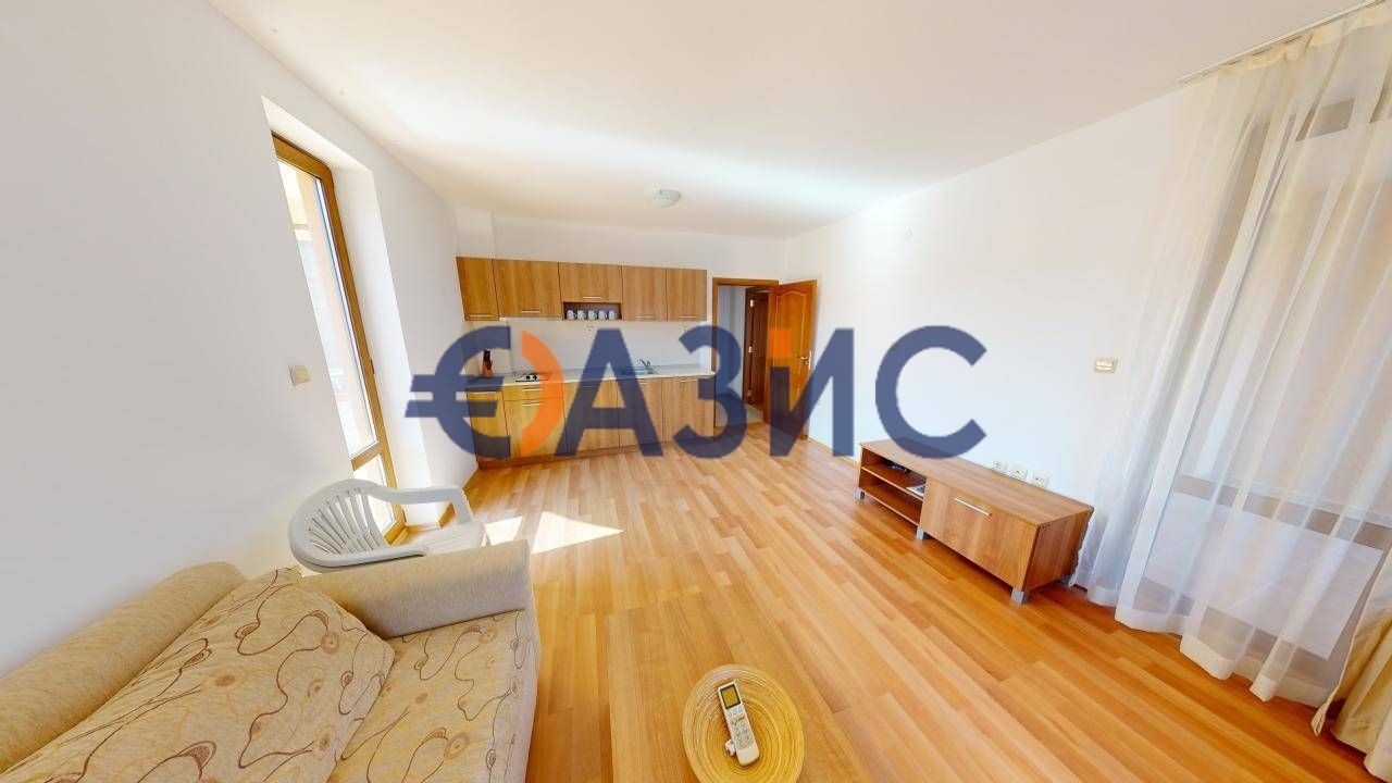 Appartement à Slantchev Briag, Bulgarie, 127 m² - image 1