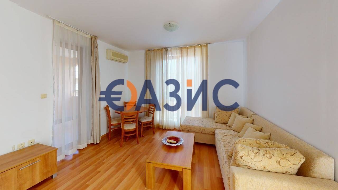 Appartement à Slantchev Briag, Bulgarie, 122 m² - image 1