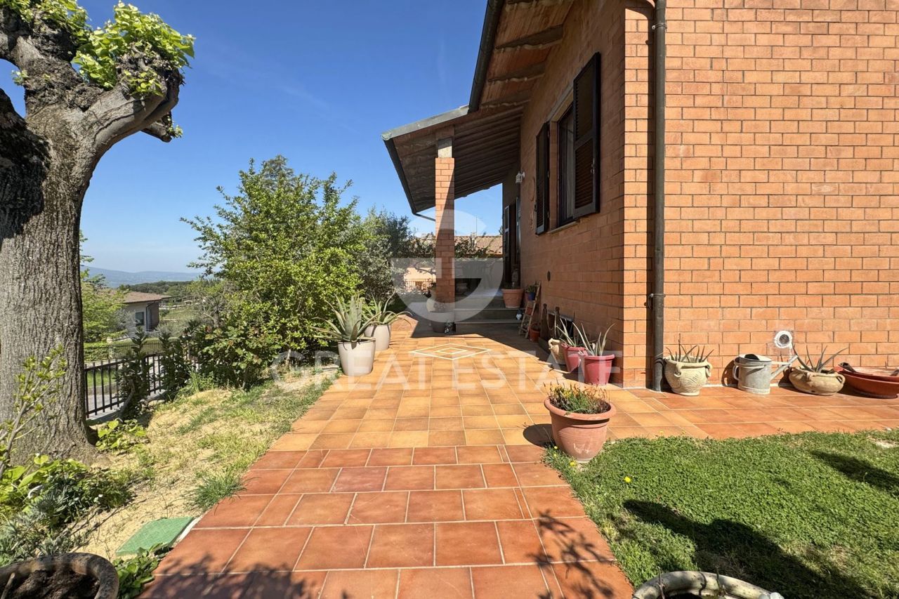 House in Citta della Pieve, Italy, 216.25 m² - picture 4