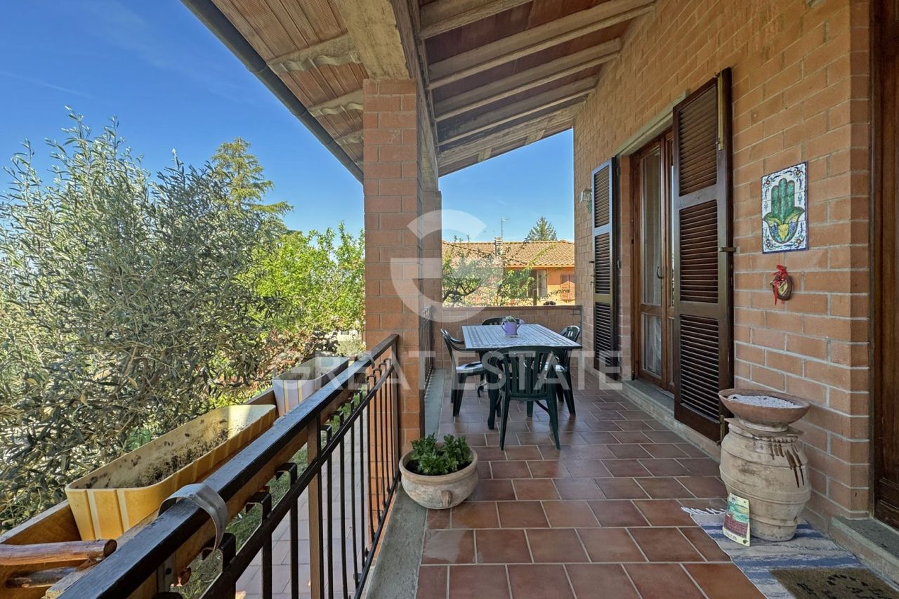 House in Citta della Pieve, Italy, 216.25 m² - picture 5