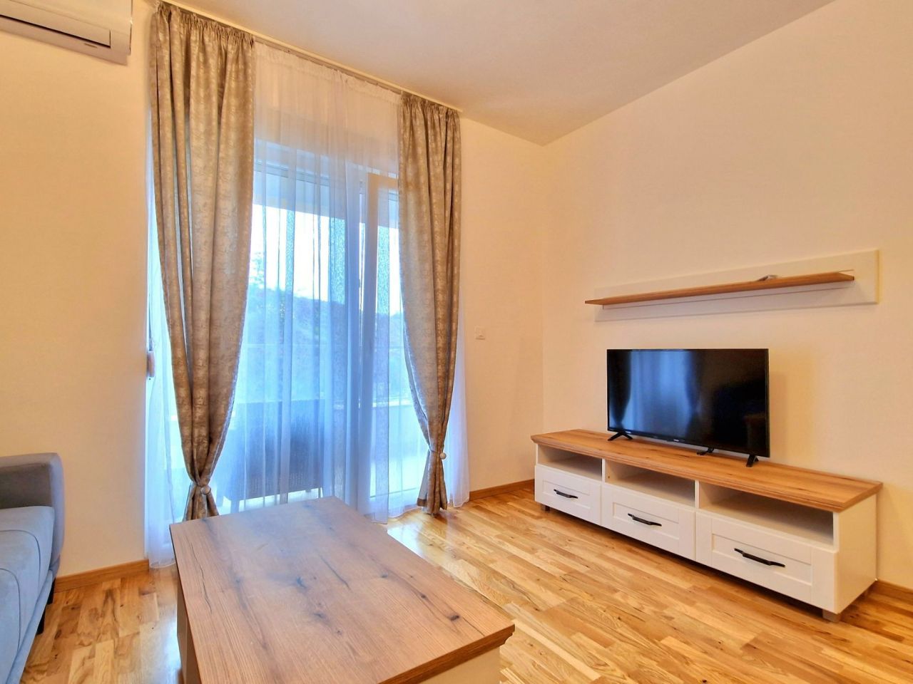 Apartment in Becici, Montenegro, 43 m² - Foto 1