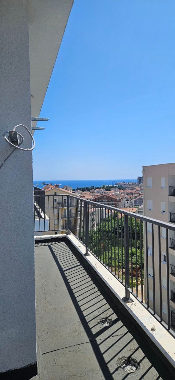 Appartement à Budva, Monténégro, 45 m² - image 1