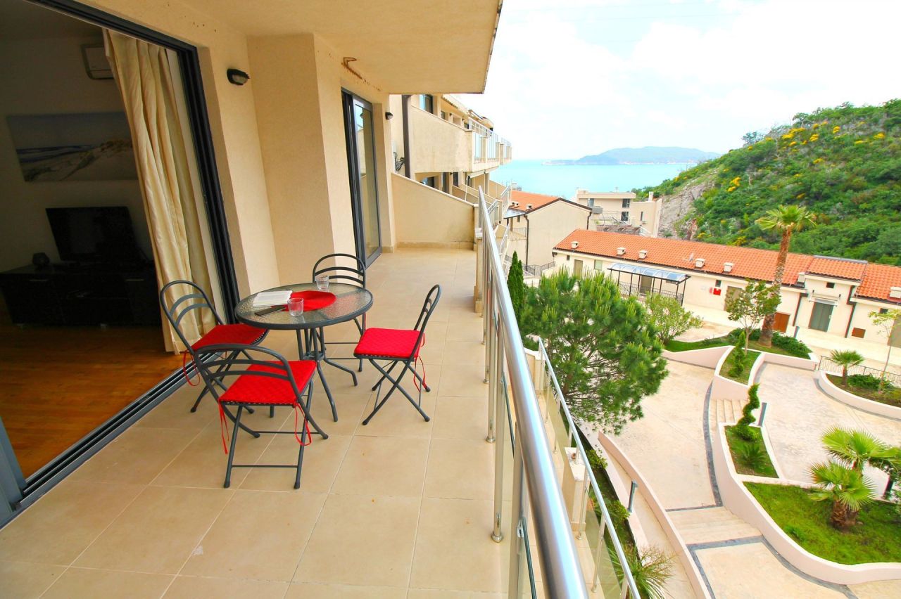 Apartment in Budva, Montenegro, 67 m² - picture 1