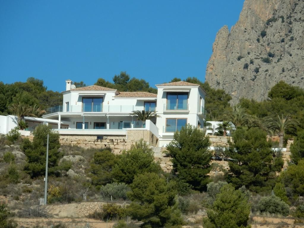 Villa à Finestrat, Espagne, 903 m² - image 2