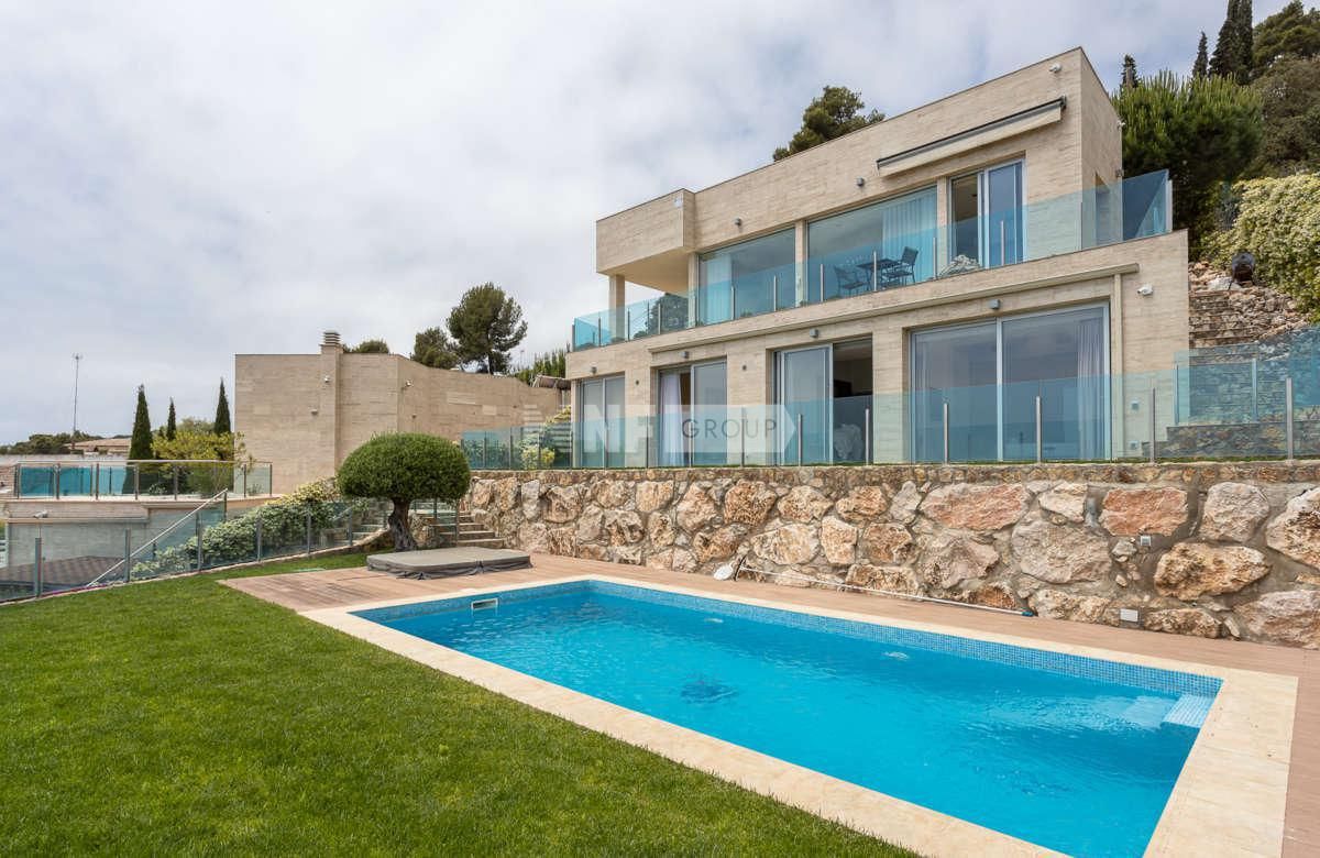 Villa en Tossa de Mar, España, 280 m² - imagen 1