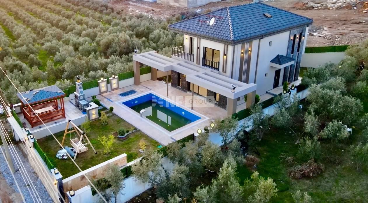 Villa en Izmir, Turquia, 200 m² - imagen 1