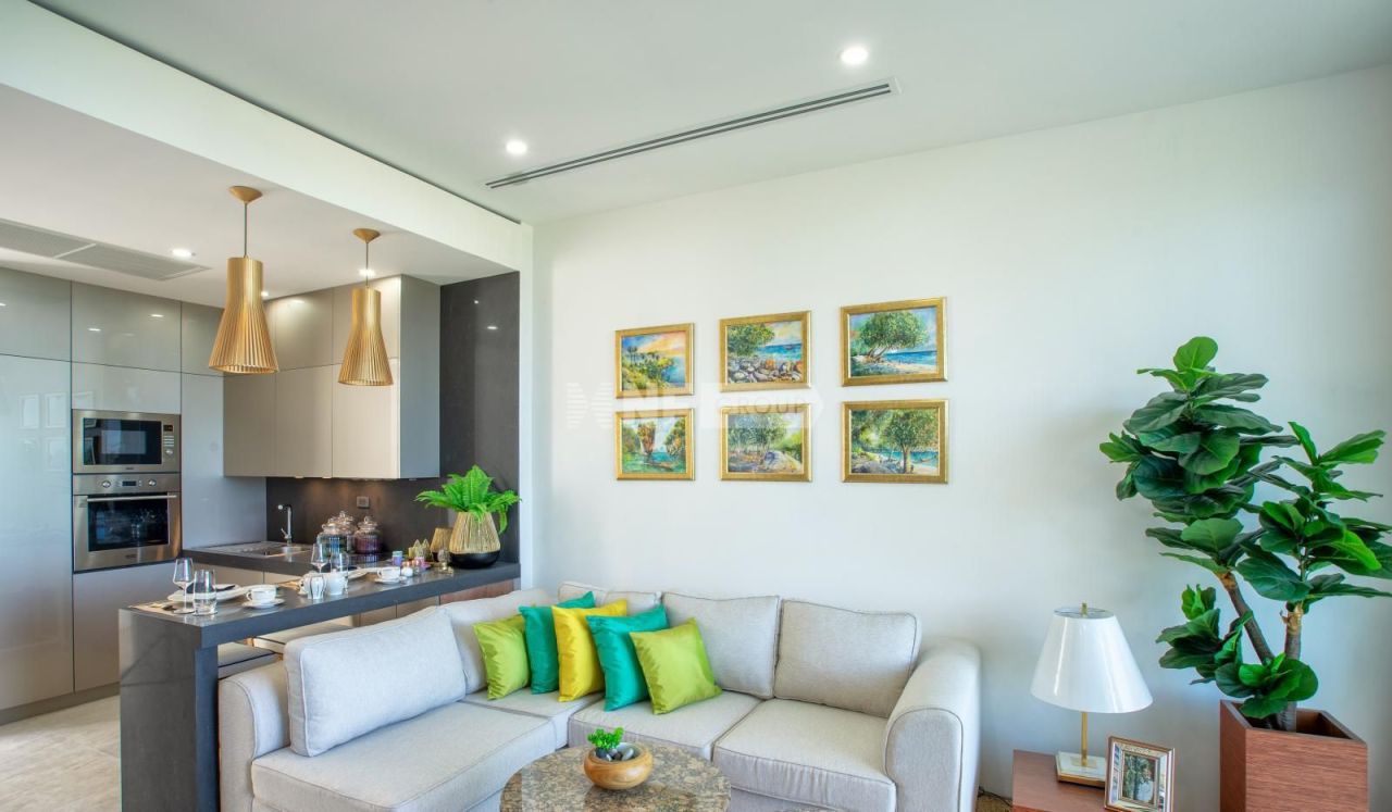 Apartment in Phuket, Thailand, 56 m² - picture 2