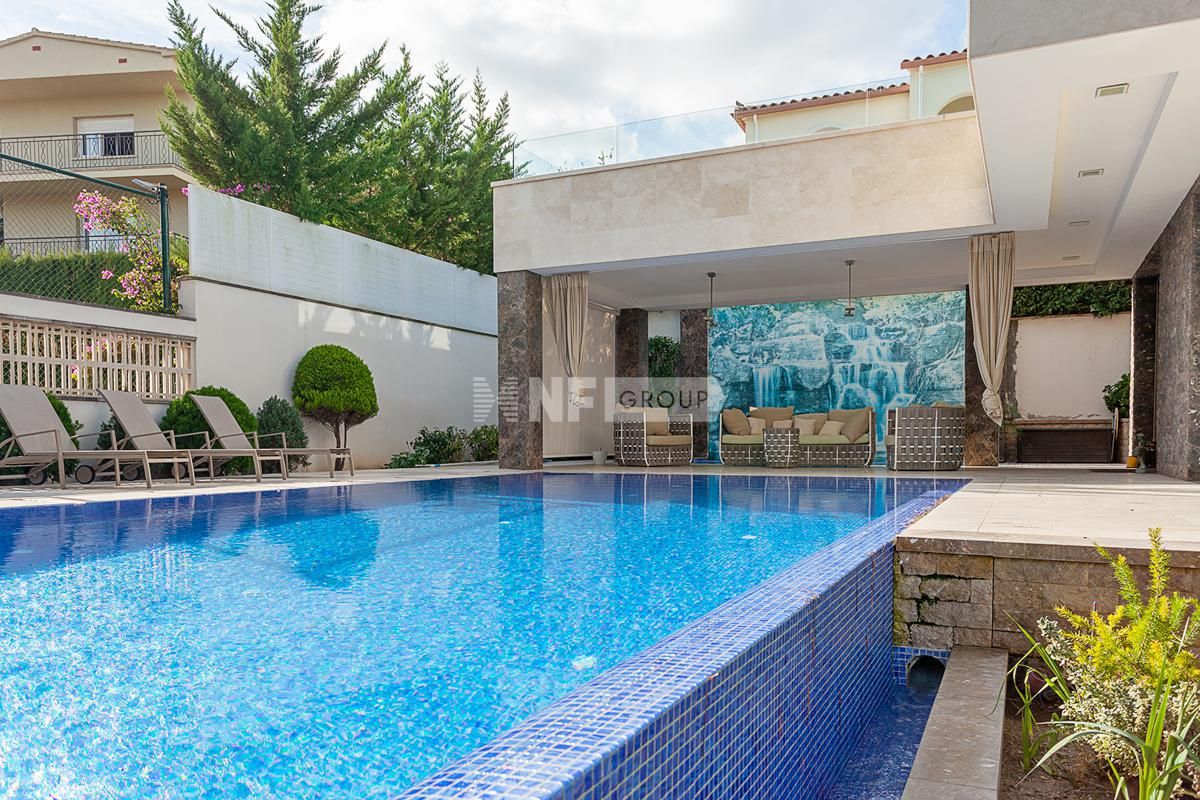 Villa en Platja D'Aro, España, 875 m² - imagen 2