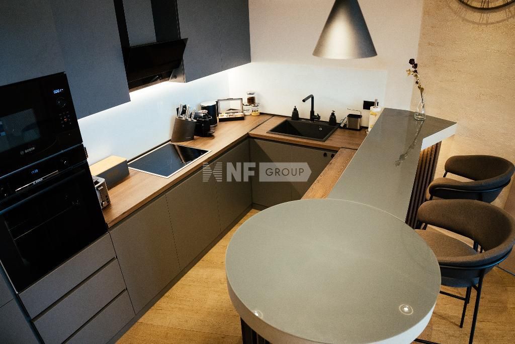 Piso en Budva, Montenegro, 111 m² - imagen 2