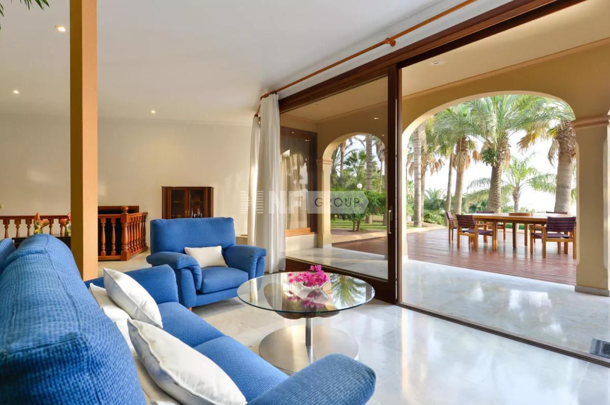Villa en Ibiza, España, 2 143 m² - imagen 3
