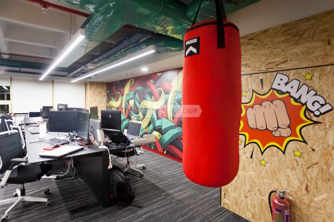 Oficina en Estambul, Turquia, 2 400 m² - imagen 3