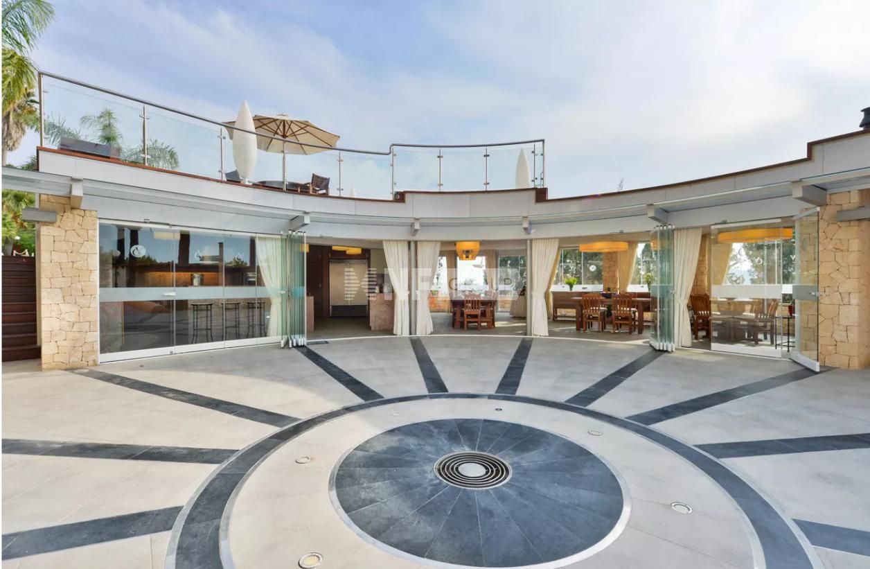 Villa en Ibiza, España, 2 143 m² - imagen 4