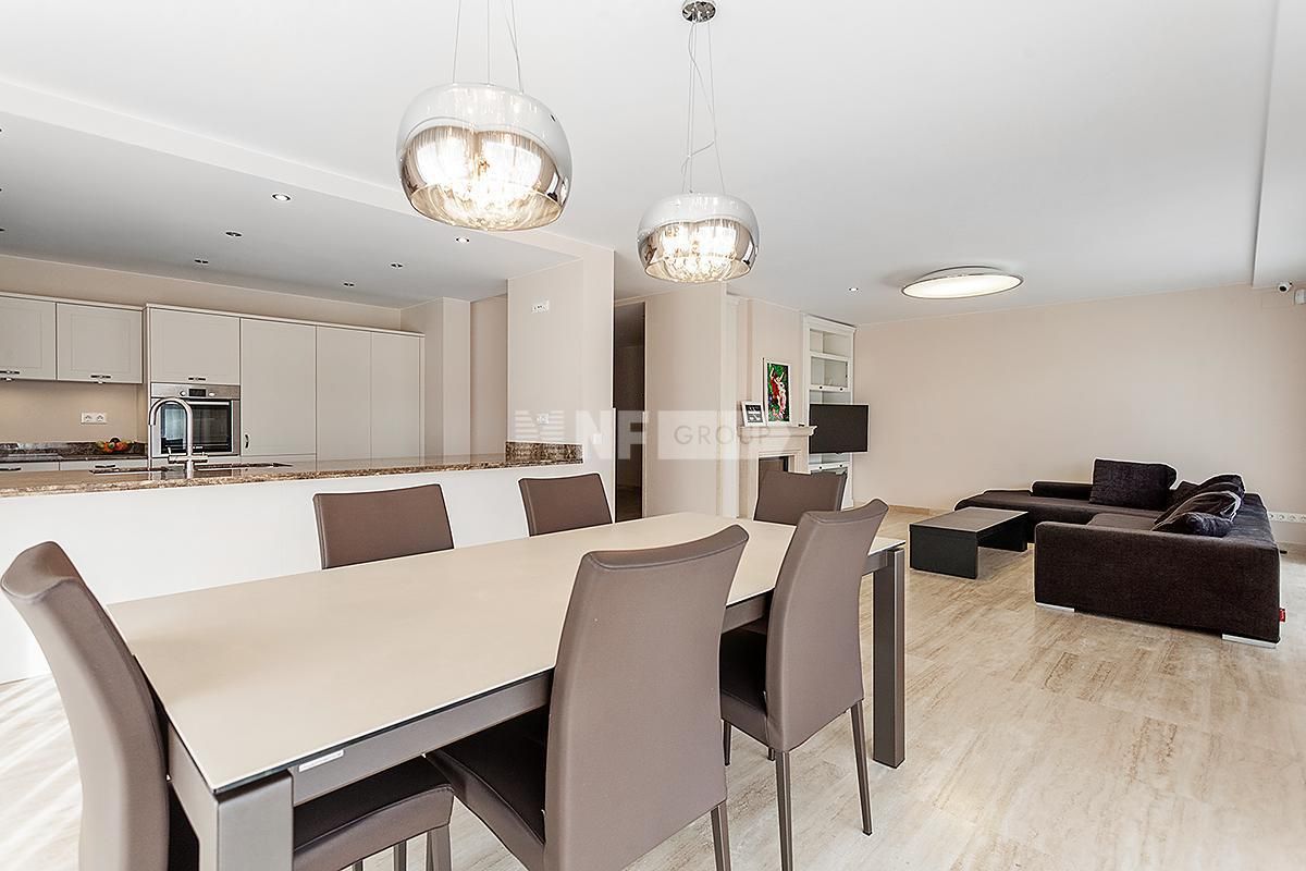 Villa in Lloret de Mar, Spanien, 440 m² - Foto 4