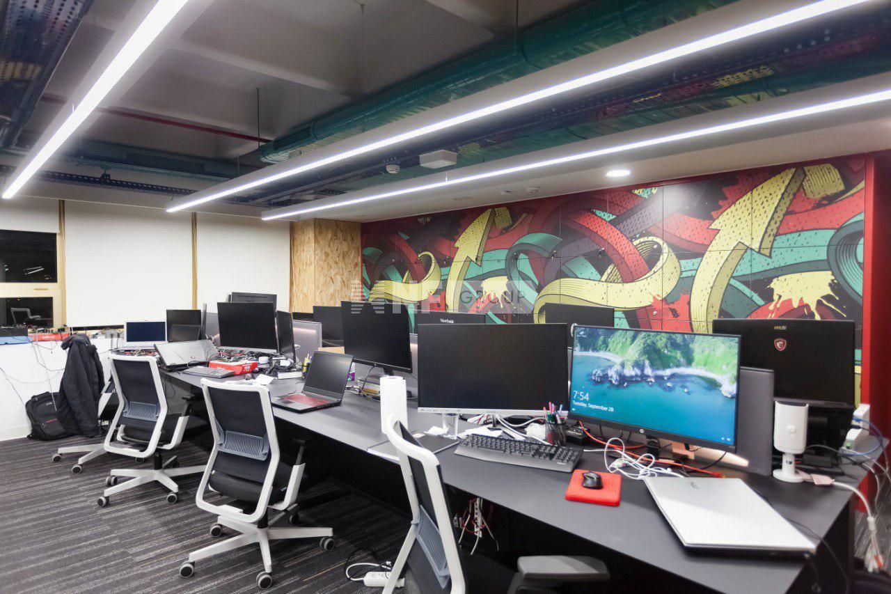 Oficina en Estambul, Turquia, 2 400 m² - imagen 4