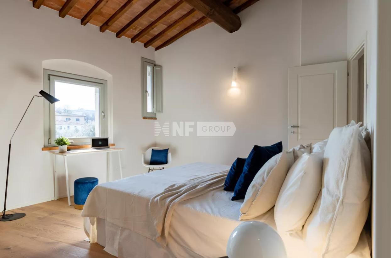 Flat in Florence, Italy, 177 m² - picture 7