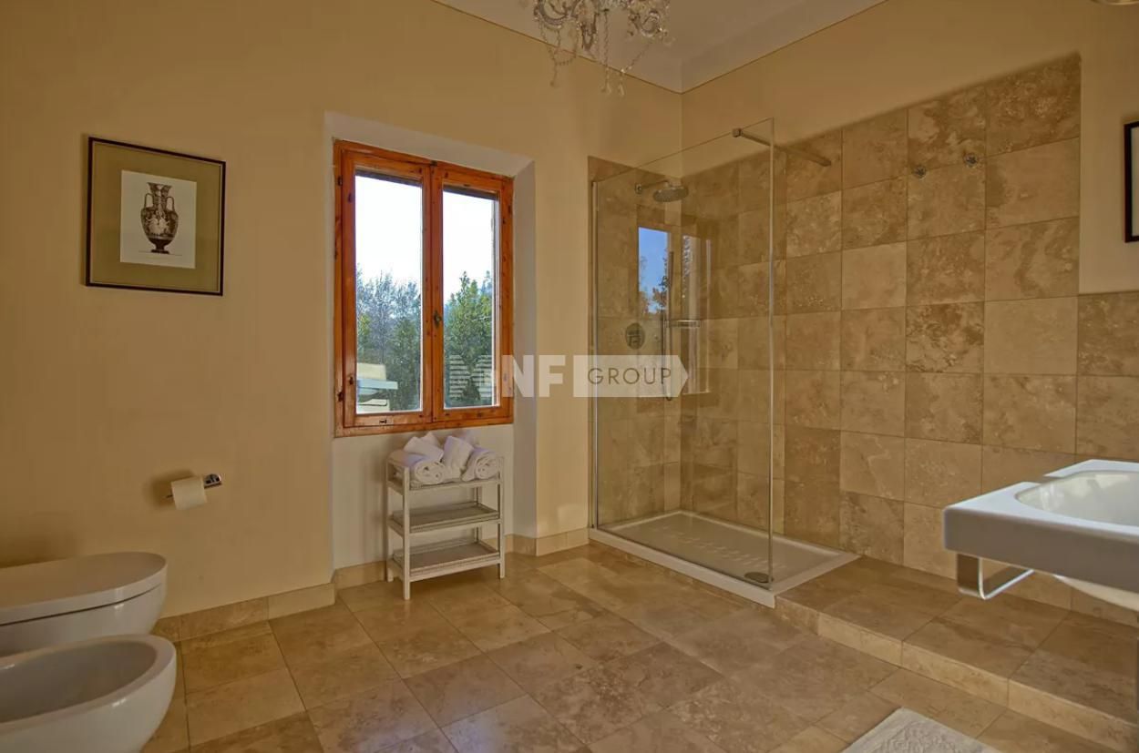 Villa a Firenze, Italia, 599 m² - foto 12