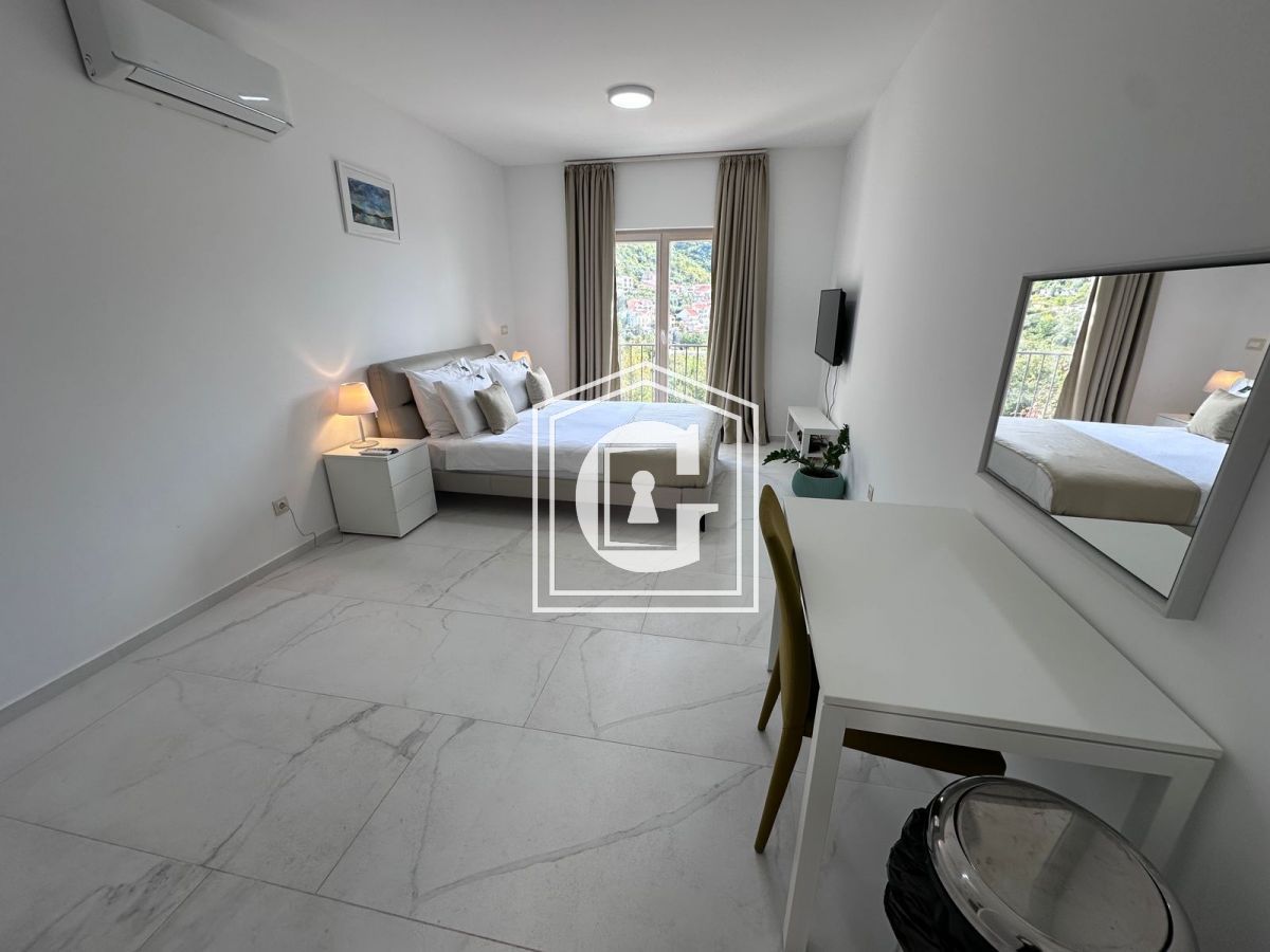 Apartment in Przno, Montenegro, 25 m² - picture 2