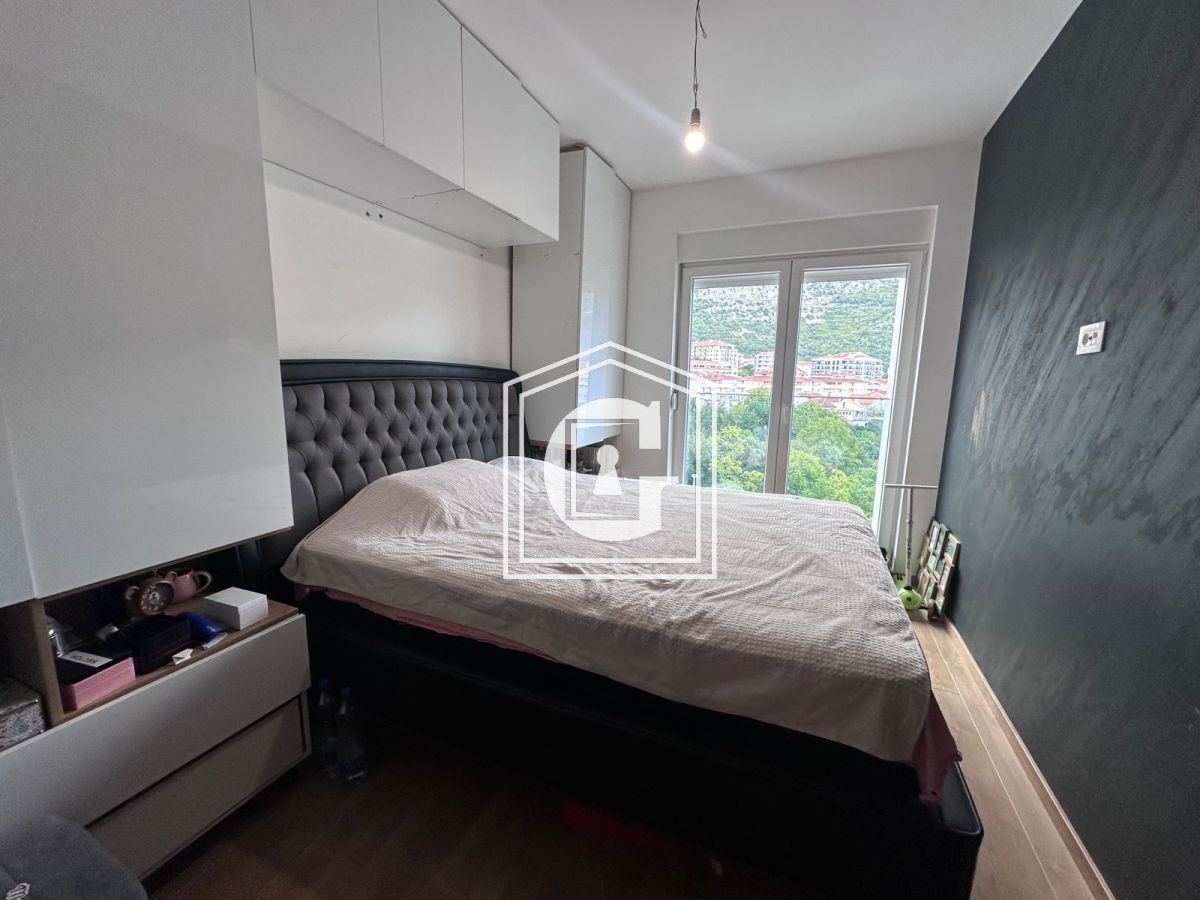 Apartment in Budva, Montenegro, 58 m² - picture 5