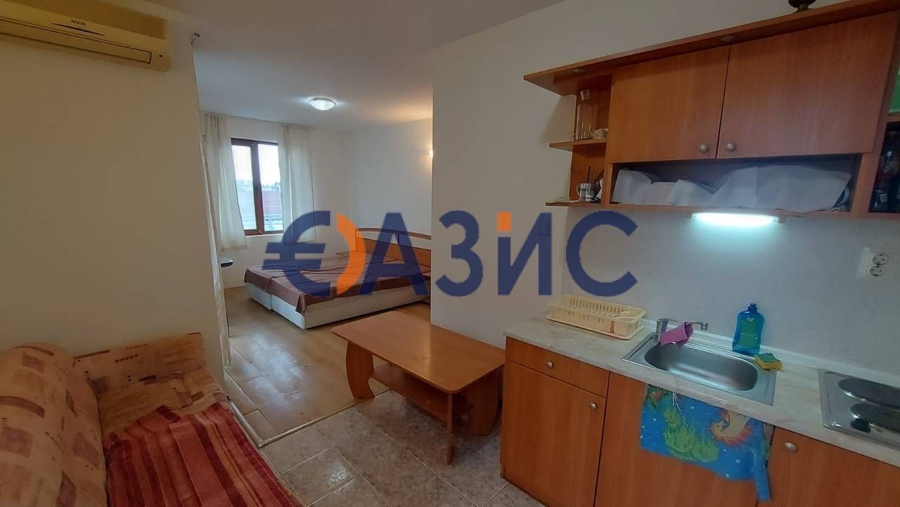 Appartement à Slantchev Briag, Bulgarie, 80 m² - image 1