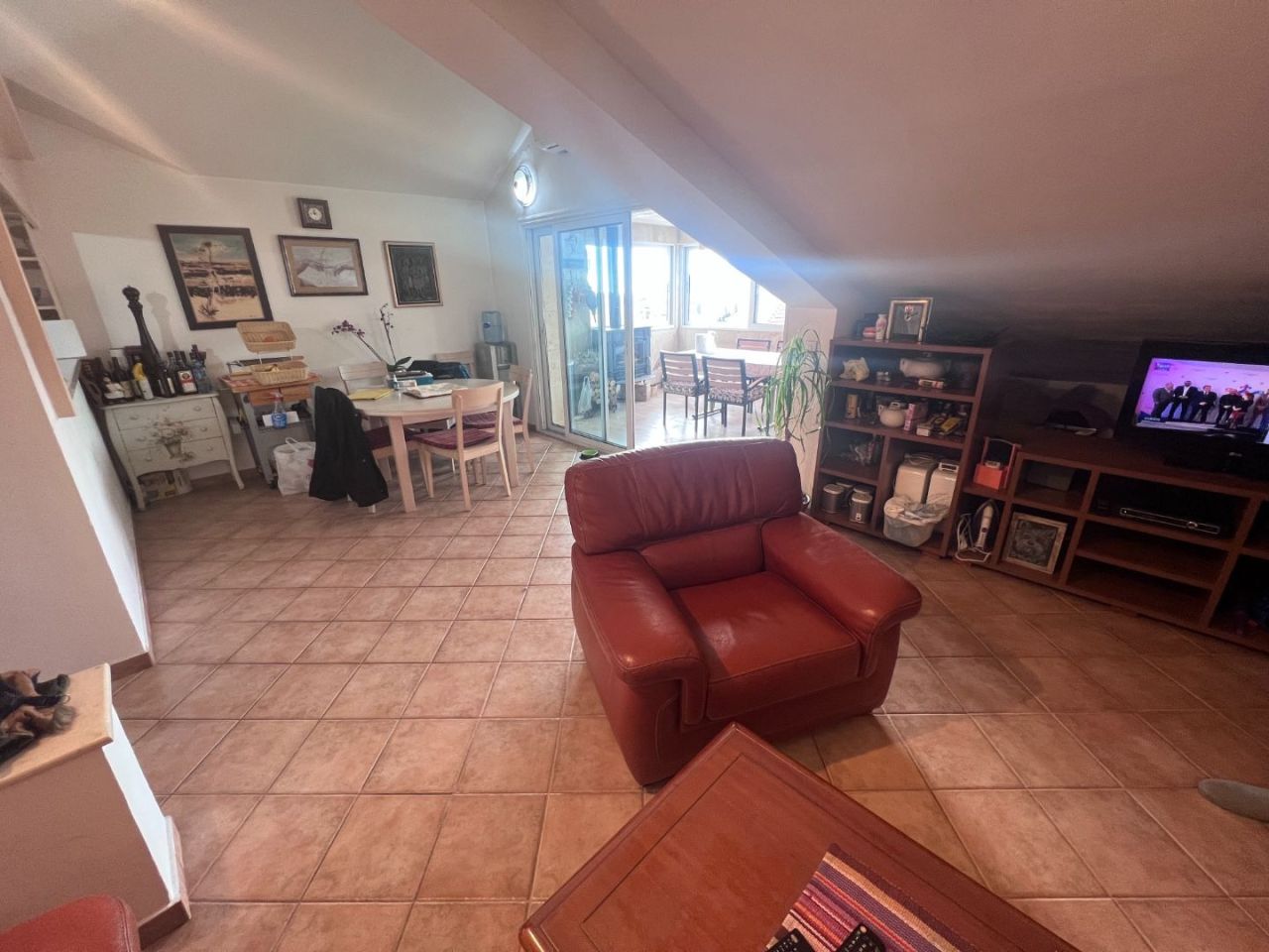 Wohnung in Budva, Montenegro, 100 m² - Foto 1