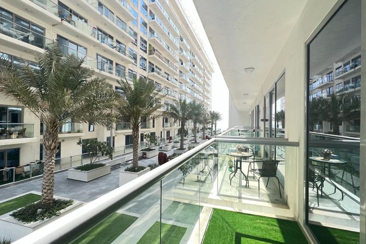 Flat in Ras al-Khaimah, UAE, 151 m² - picture 1