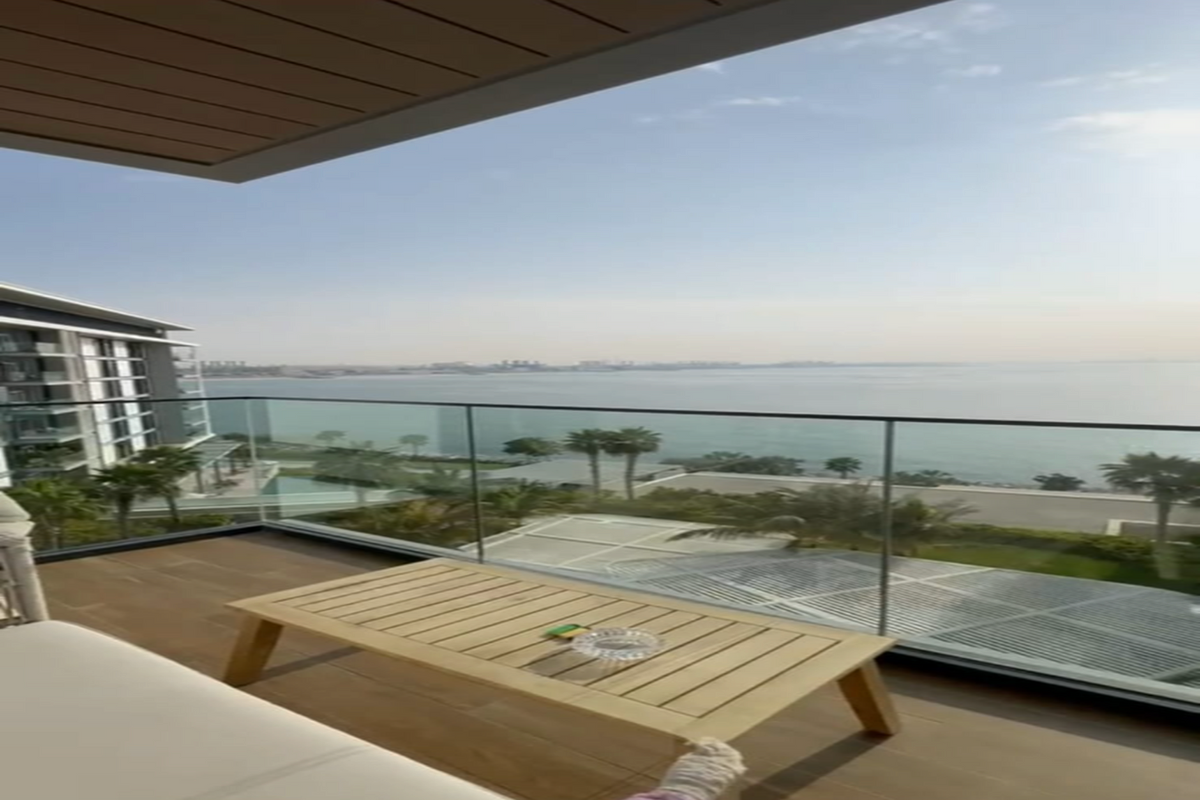 Flat in Dubai, UAE, 106 m² - picture 1