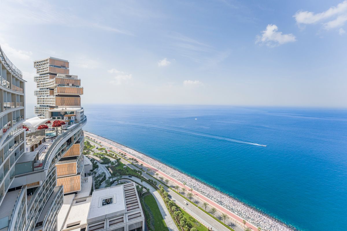 Wohnung in Dubai, VAE, 191 m² - Foto 1