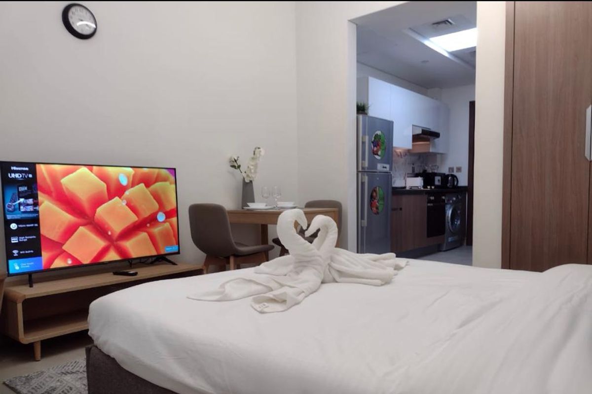 Flat in Dubai, UAE, 35 m² - picture 5