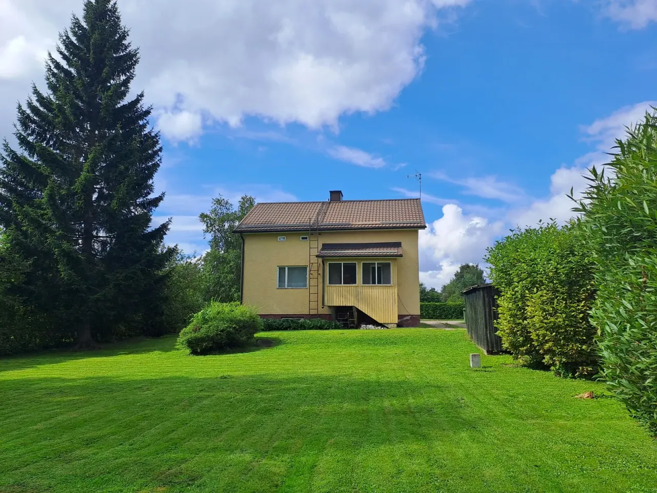 Maison à Aanekoski, Finlande, 184 m² - image 1