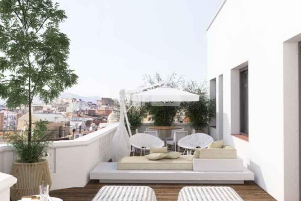 Apartment in Barcelona, Spain, 95 m² - picture 1