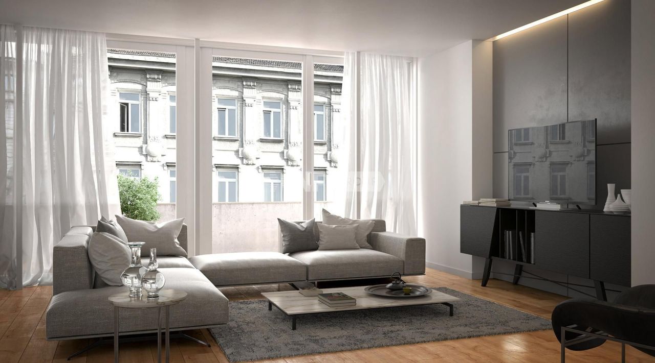 Flat in Milan, Italy - picture 2