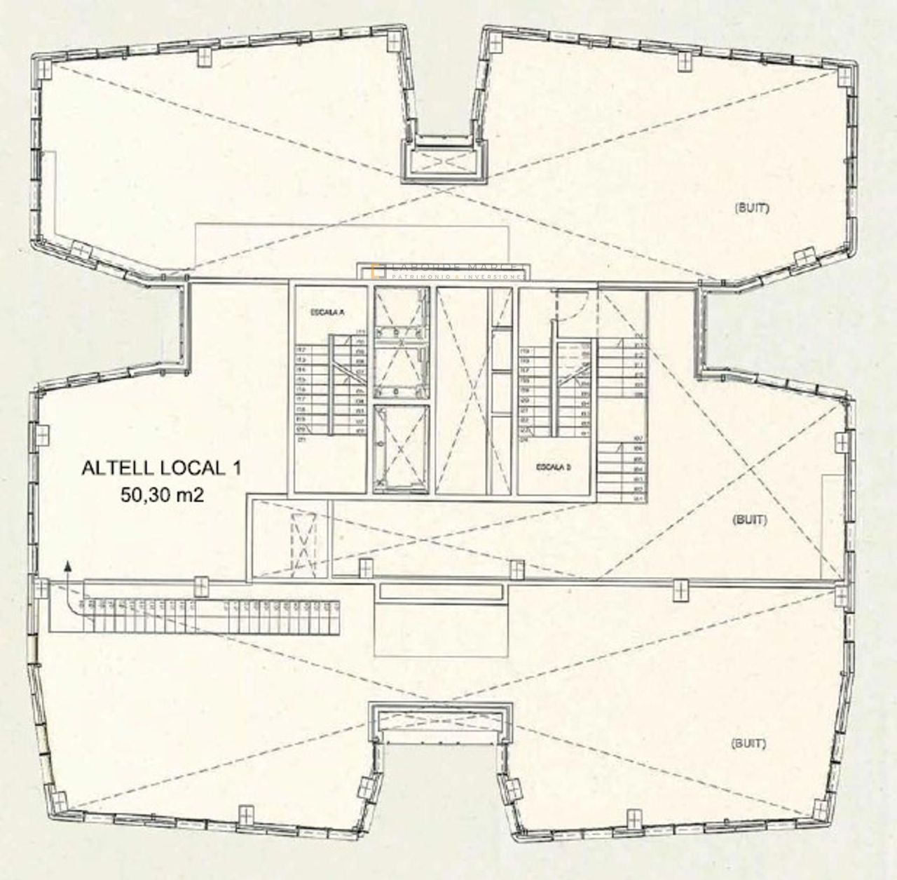 Shop Barcelona, L'Hospitalet de Llobregat, Spain, 330 m² - picture 4