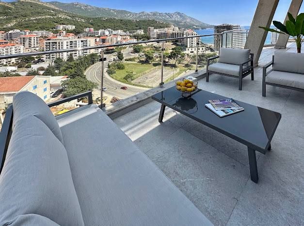 Appartement à Budva, Monténégro, 95 m² - image 1