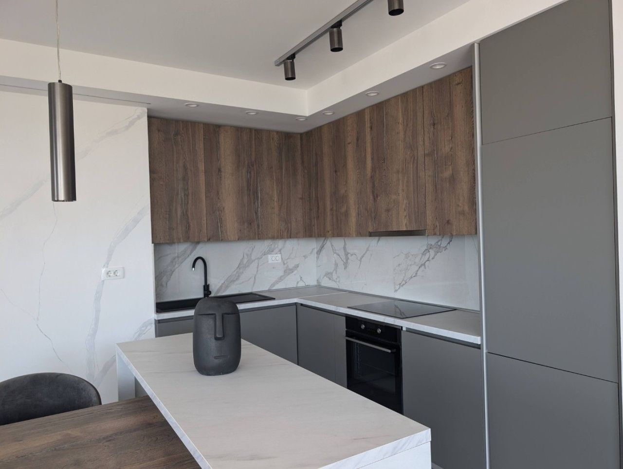 Piso en Rafailovici, Montenegro, 90 m² - imagen 16