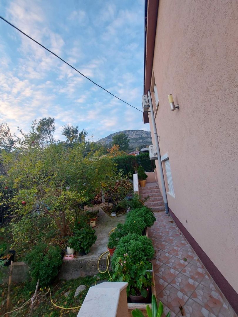 House in Bar, Montenegro, 260 m² - picture 18