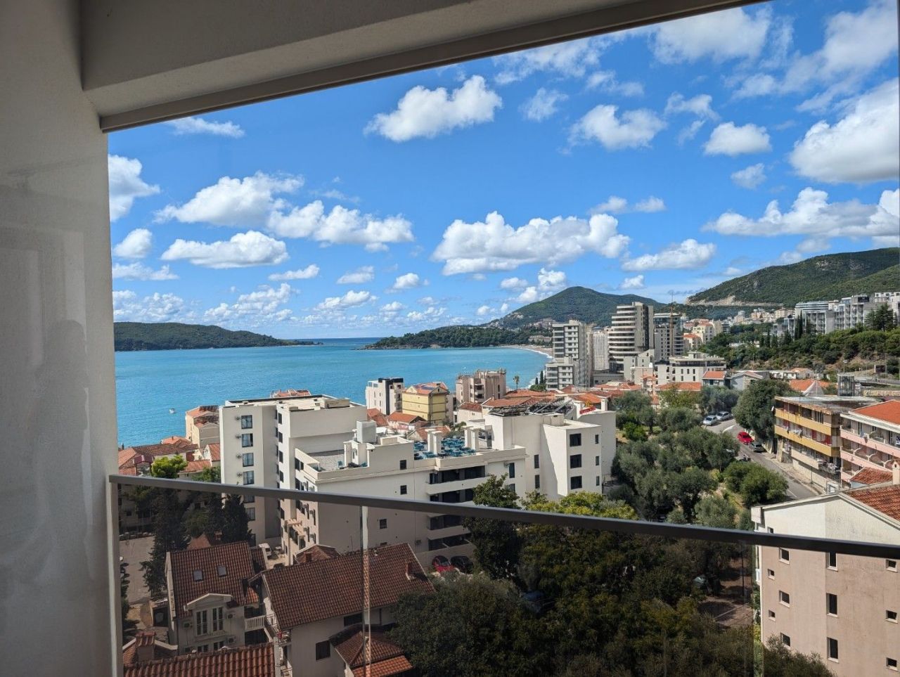 Piso en Rafailovici, Montenegro, 90 m² - imagen 18