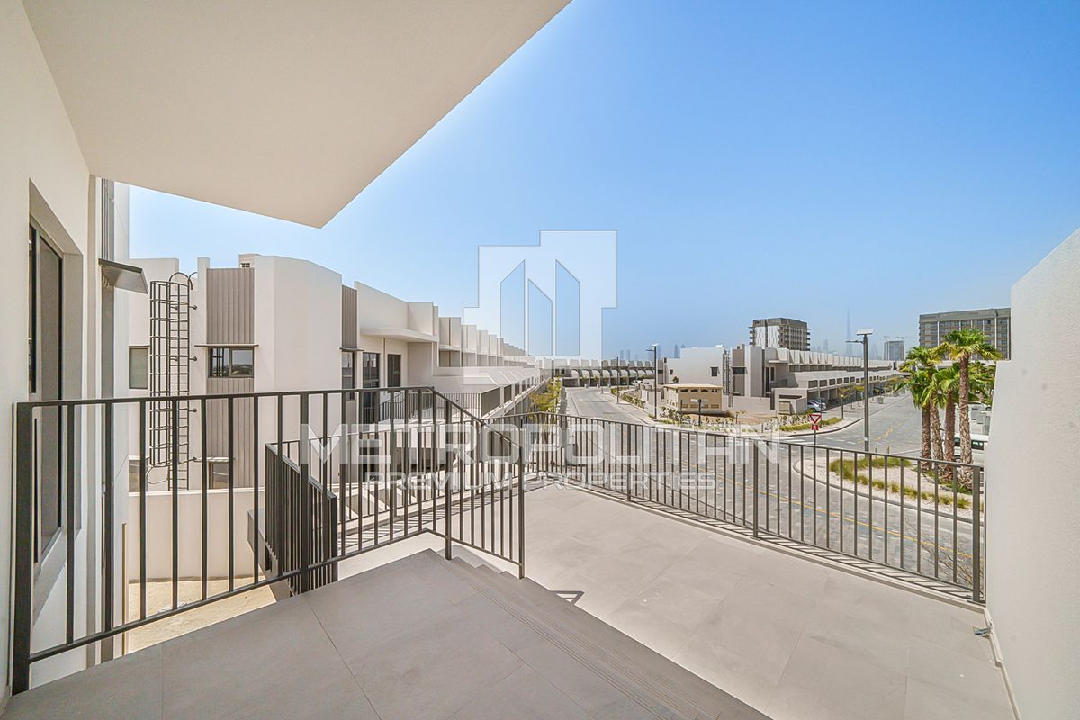 Maison urbaine à Dubaï, EAU, 470 m² - image 1