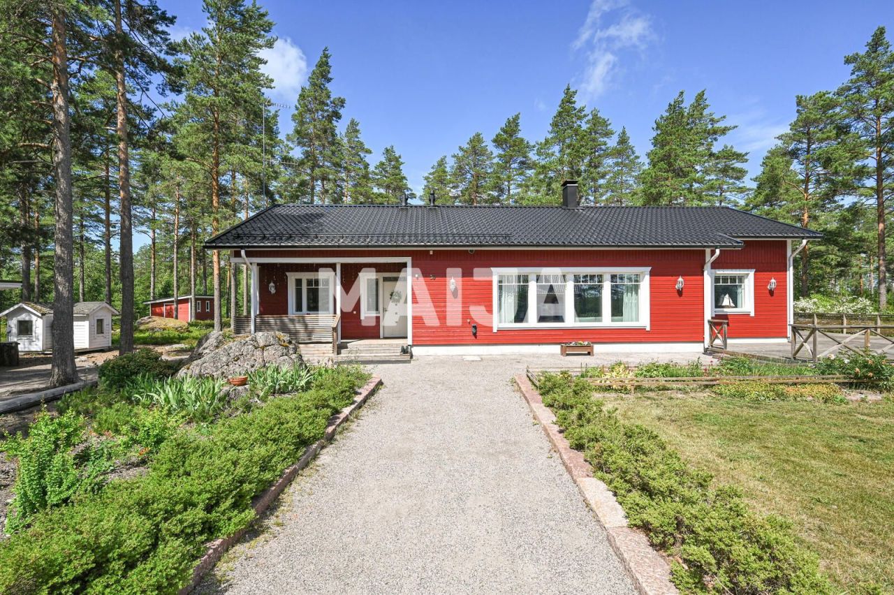 Maison à Porvoo, Finlande, 167 m² - image 1