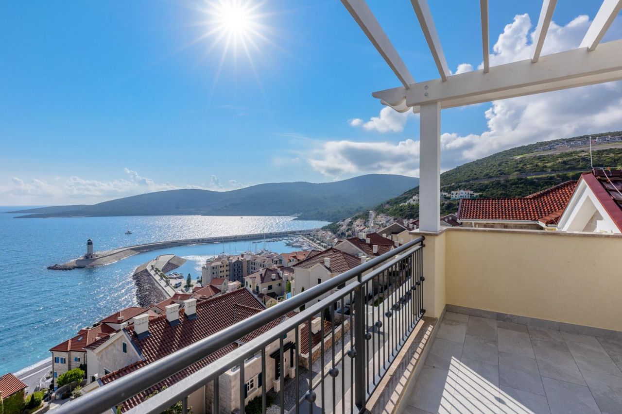 Apartamento en Luštica, Montenegro, 94 m² - imagen 1